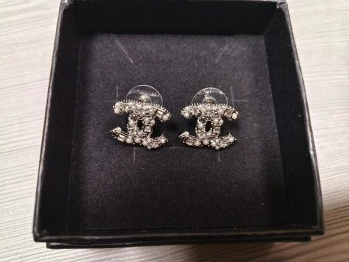 New Classic Rhinestone Earrings CCED-9110173 photo review