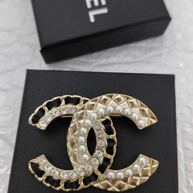 Golden Pearls Diamond Brooch QTXZ-9110018 photo review